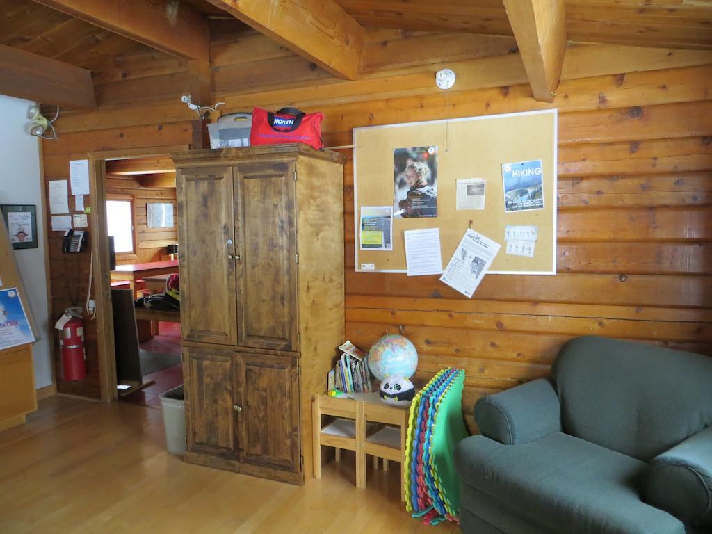 Hi Kananaskis Wilderness - Hostel Екстер'єр фото