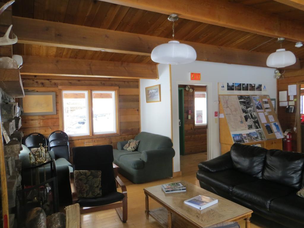 Hi Kananaskis Wilderness - Hostel Екстер'єр фото
